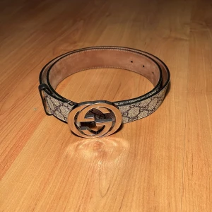Gucci bälte - Gucci bälte (gg supreme) Size: 90cm Cond: 7-8/10 Bud: 1300 Bin: 1500