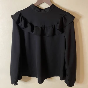 Blus från Topshop strl. XS - Bra kvalité/