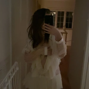 Ida Sjöstedt blus  - Ida sjöstedt blus som knappt är använd . Köpt för några år sedan. Stl 36. Säljer då den inte kommer till användning 