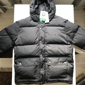 Polar vinterjacka - L  - Helt ny vinter jacka från Polar, med tag. 10/10