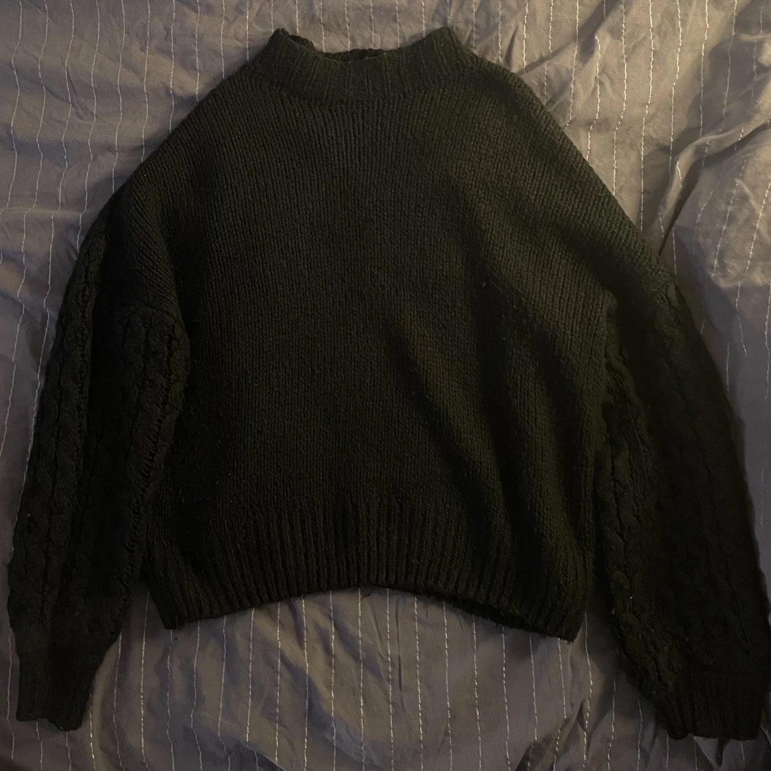 svart stickad tröja - 90