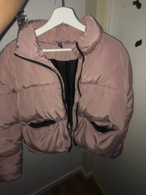 Jacka  - Jacka från H&M storlek M