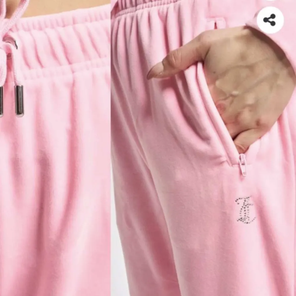 Säljer dessa rosa juciy byxor,Skillanden på mina juciy byxor är att dom är mer utsvänga där nere.!Frakten är 55kr!. Jeans & Byxor.