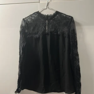 Fin nät tröja - Pris kan diskuteras, storlek S men passar större 