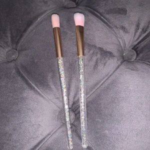 Sminkborstar - Självklart tvättade