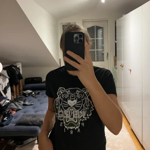 Kendo tröja  - Köpt några år sen.  Relativt ny skick  Äkta