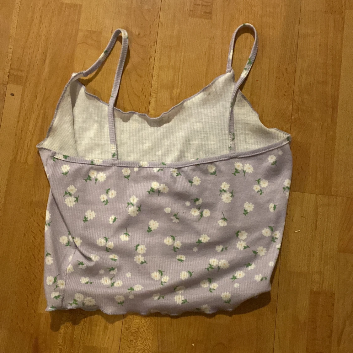 Lila blommig topp - 90