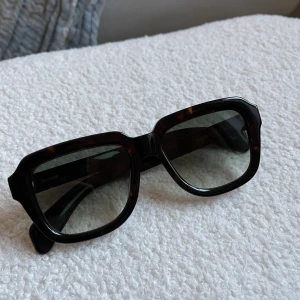 Chimi solglasögon - Solglasögon från Chimi i modell Navigator. 