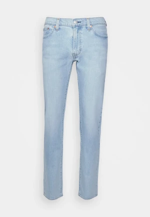 Levi’s Jeans - Levi’s 511 ljusa jeans Slimmade jeans som passar perfekt till våren och sommaren! Om du vill diskutera pris eller har frågor så är det bara att skriva!