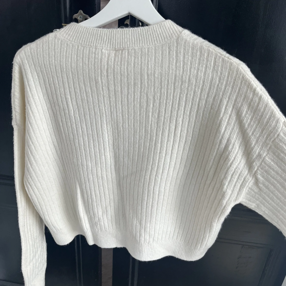 Vit stickad tröja - 90