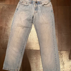 Dustin jeans  - Ett par helt okej baggy byxor 