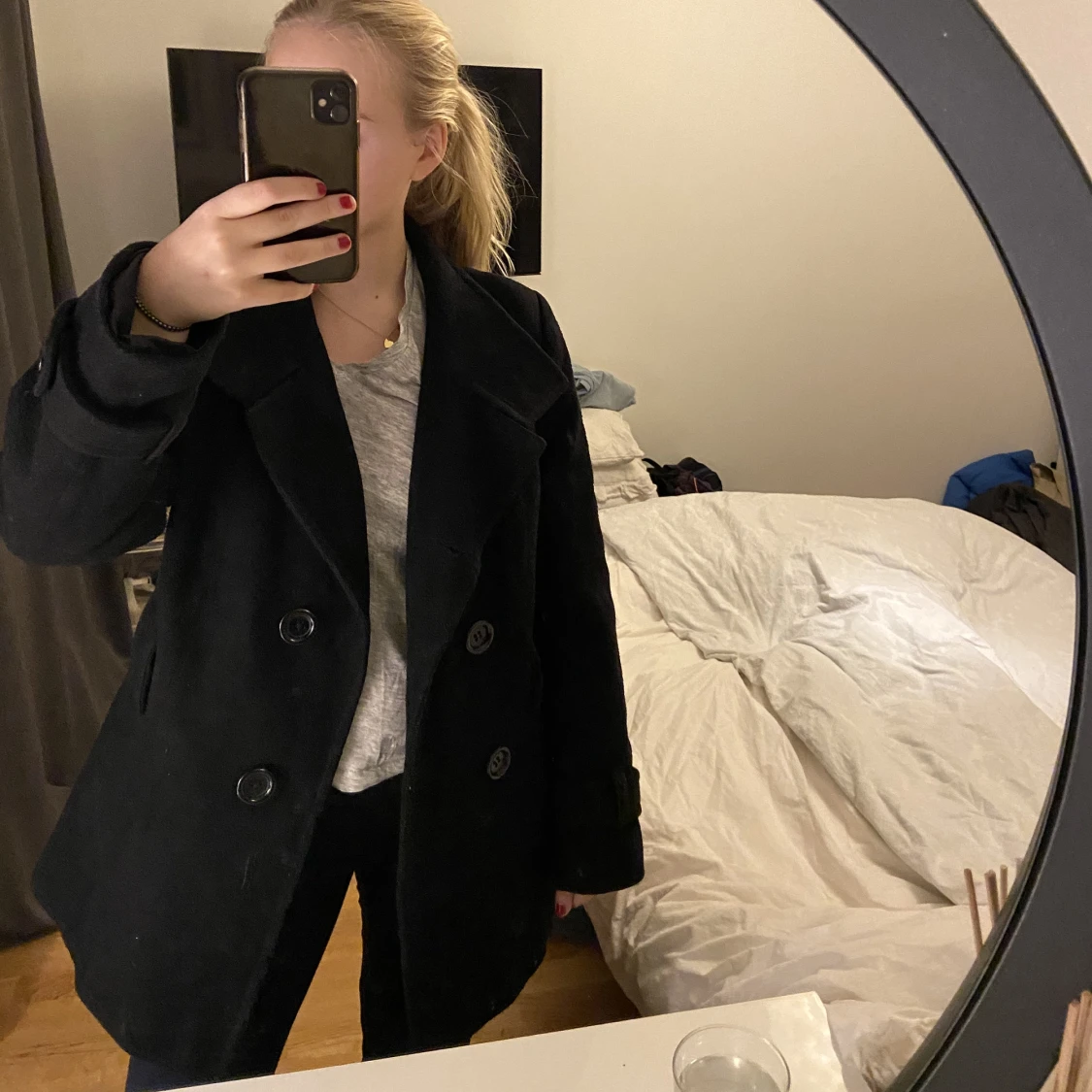 Kort svart kappa - 91