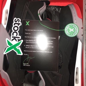 Jordan 4 bred - Jag säljer mina Jordan 4 breda till ett bra pris skick 9/10 pris kan diskuteras hör bara av er om ni är seriösa 