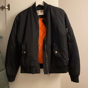 👻 Jacka 👻 - Fin jacka 