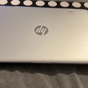 Hp pro modell - Hej jag säljer min dator bra skick så så hör va er priset 15 000