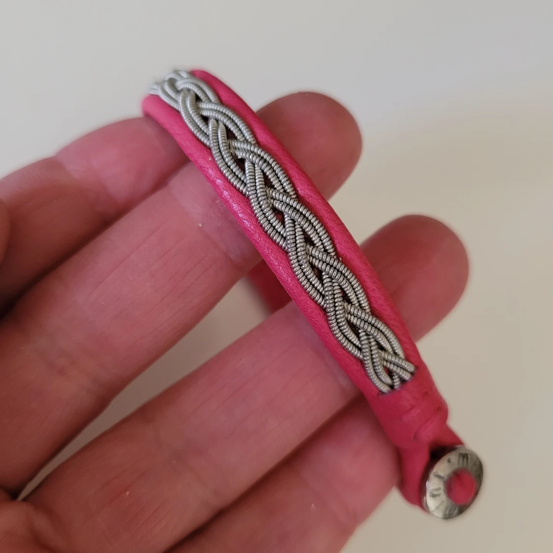 Tenntrådsarmband rosa ca 17 cm - 90