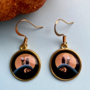 Jack and Sally örhängen 🖤 - Nickelfria krokar och fri frakt. 🖤