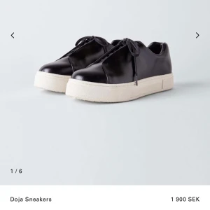 Eytys doja - Säljer mina eytys doja sneakers i storlek 39! Köpta på NK i våras men har knappt fått någon användning av dom <3 bra skick och väldigt enkla att rengöra efter användning!
