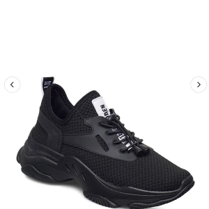 Steve Madde  - Säljer mina Steve Madden. Använda 2-3 gånger men är lite för stora för mig ! 