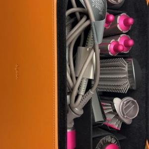 Dyson Airwrap - Selling my Dyson Airwrap as it didn’t work my hair. Brought brand new and used only once. Contact me for more info.