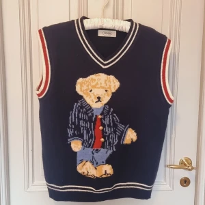 Cider tröja - Cider tröja som är knappt andvänd. Perfekt nu till dom kallare tiderna❤️ Säljer då den inte kommer till användning❤️ Nypris ca 350kr