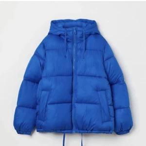 Hm jackan - As fin jacka i S passar även M. frakt ingår inte. Skriv för fler bilder 💕