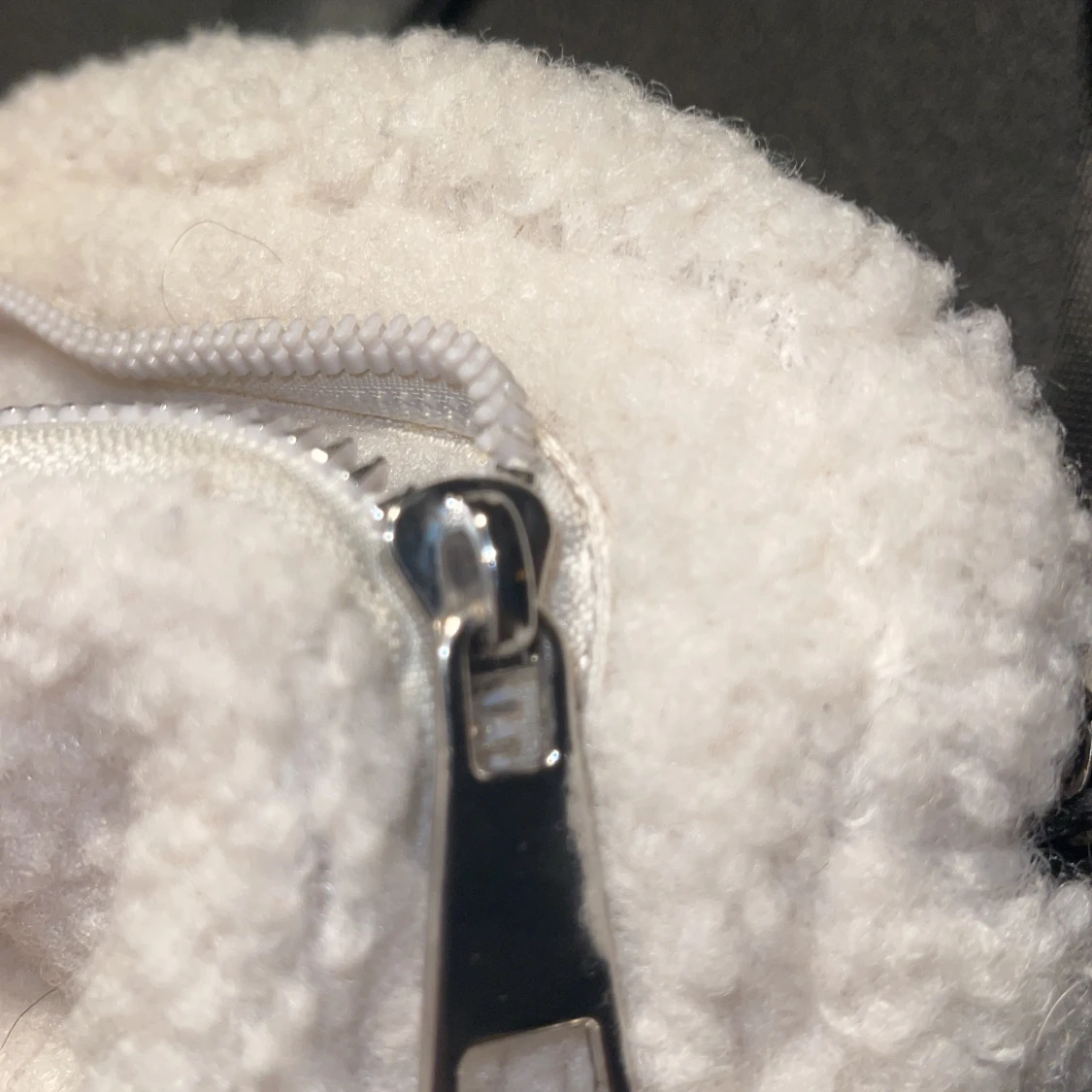 Väska flullig🤍 - 91
