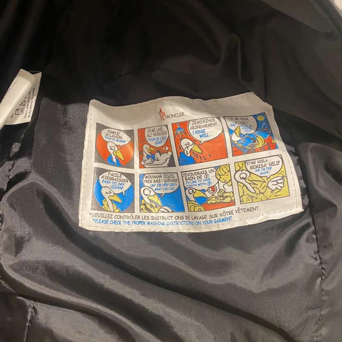 Moncler väst  - 90