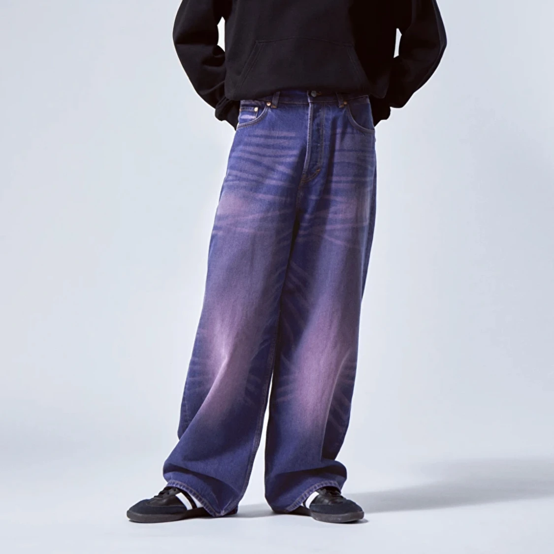 Weekday astro loose baggy violet jeans