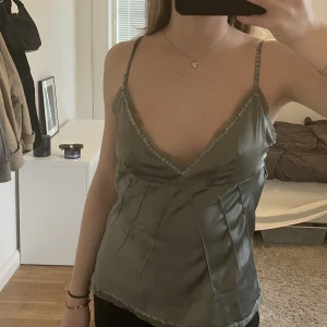 Topp - Super fin festtopp 