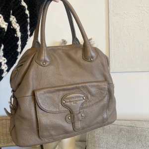 Vintage Maria carla - Italiensk vintage väska från Maria Carla. Nypris på dessa ligger på runt 3000kr. Superfint skick💕