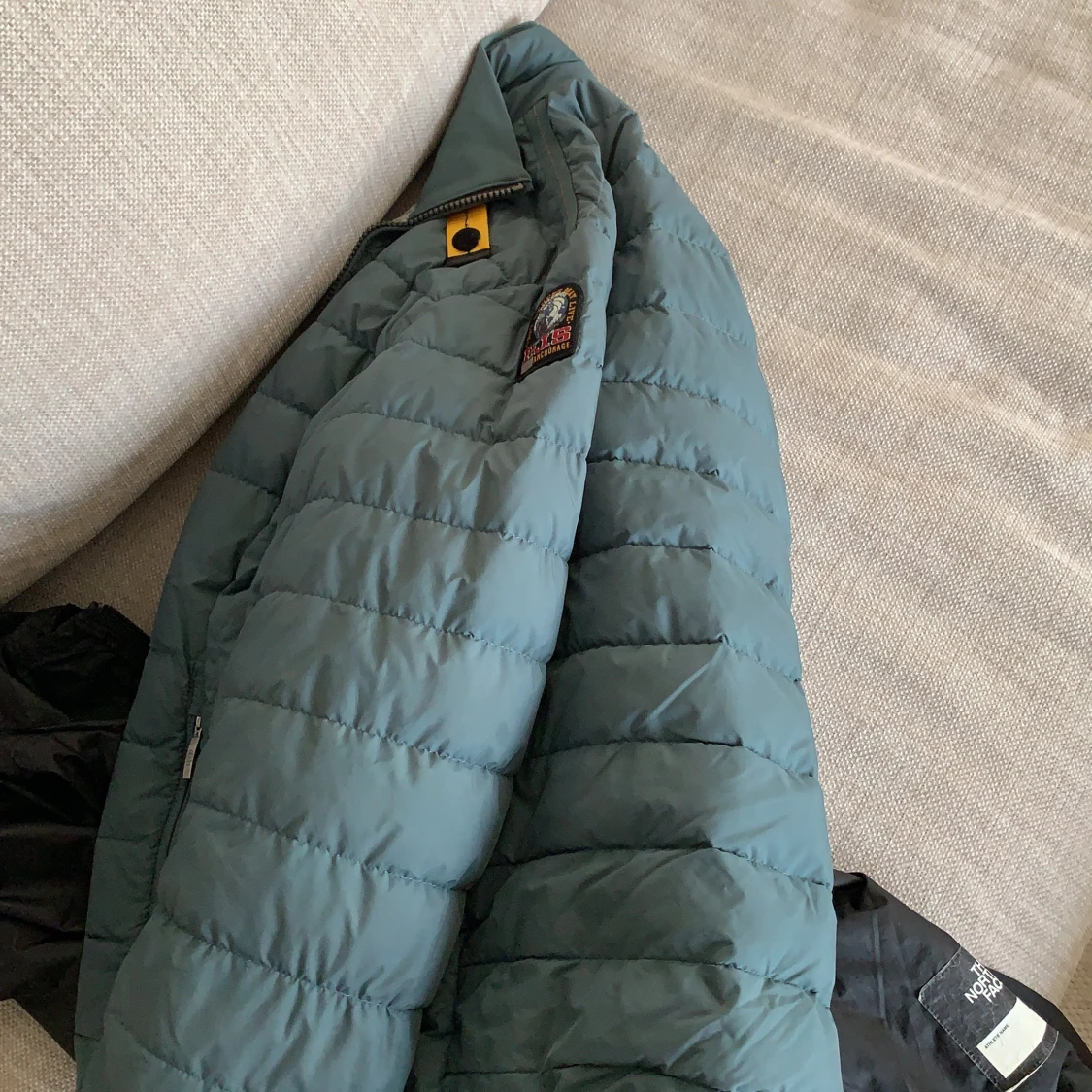 Säljer paralympier jacka äkta 800