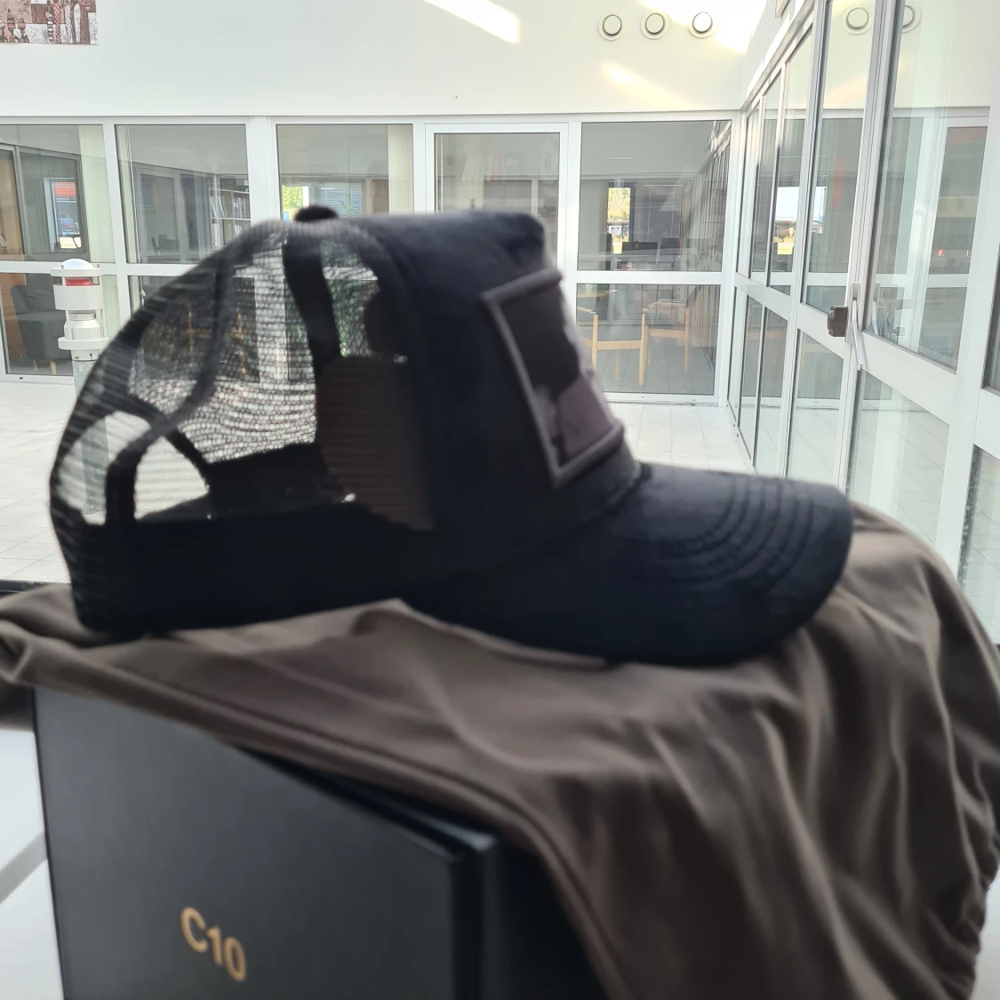 MAGGIORE S2 C10 Keps - 90