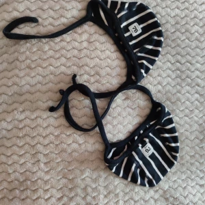 Mössa - Polarn o Pyret mössa newborn 