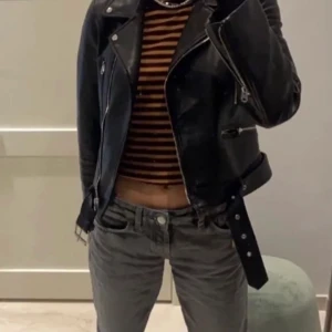 Zara skinnjacka - Zara skinnjacka, bra skick!