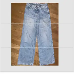 Jeans från bikbok i nyskick💕storlek 36💕