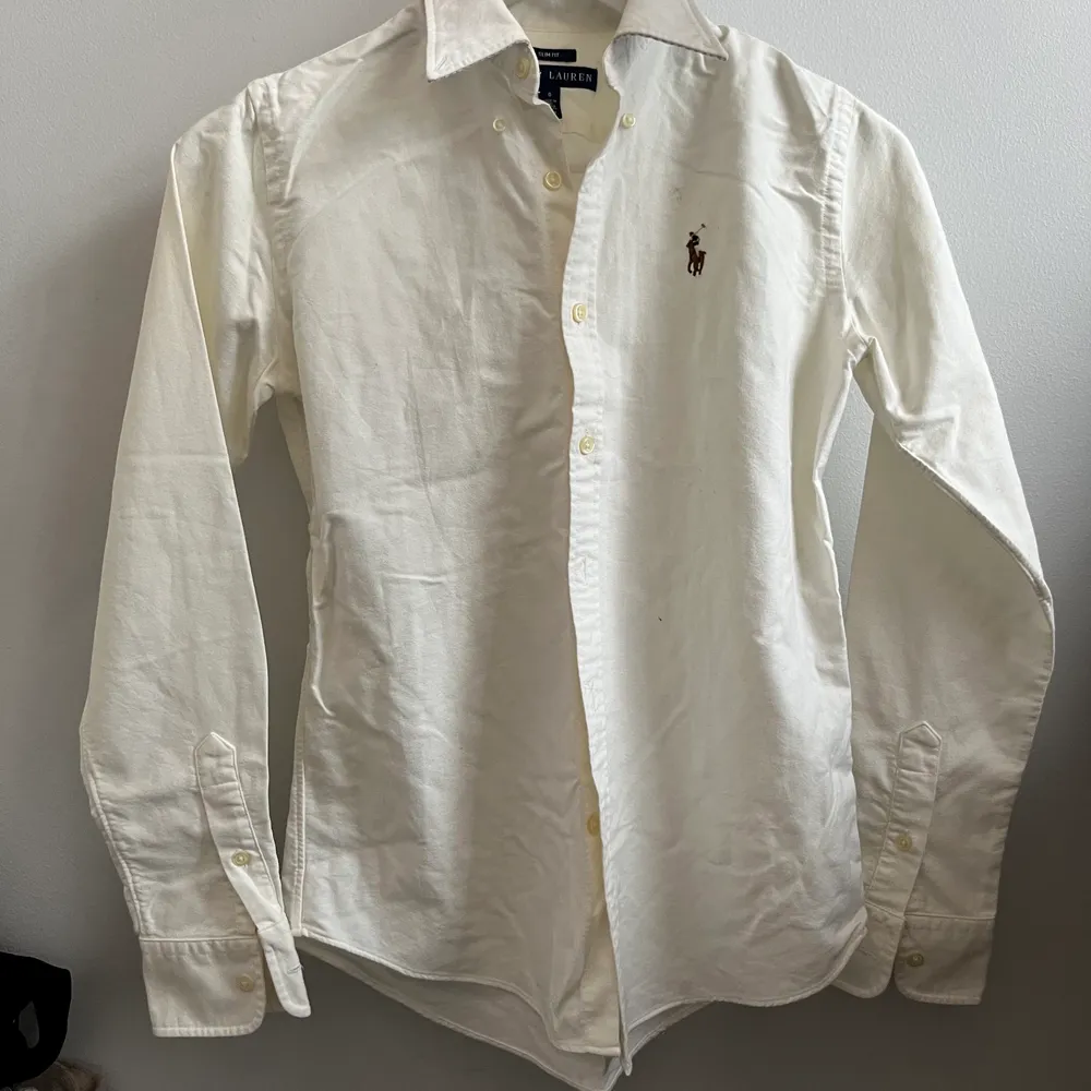 Ralph Laurent white shirt slim fit size smal. Skjortor.