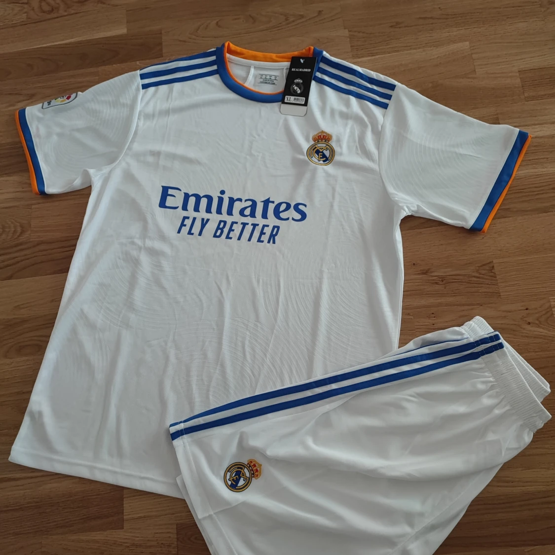 Real Madrid - 90