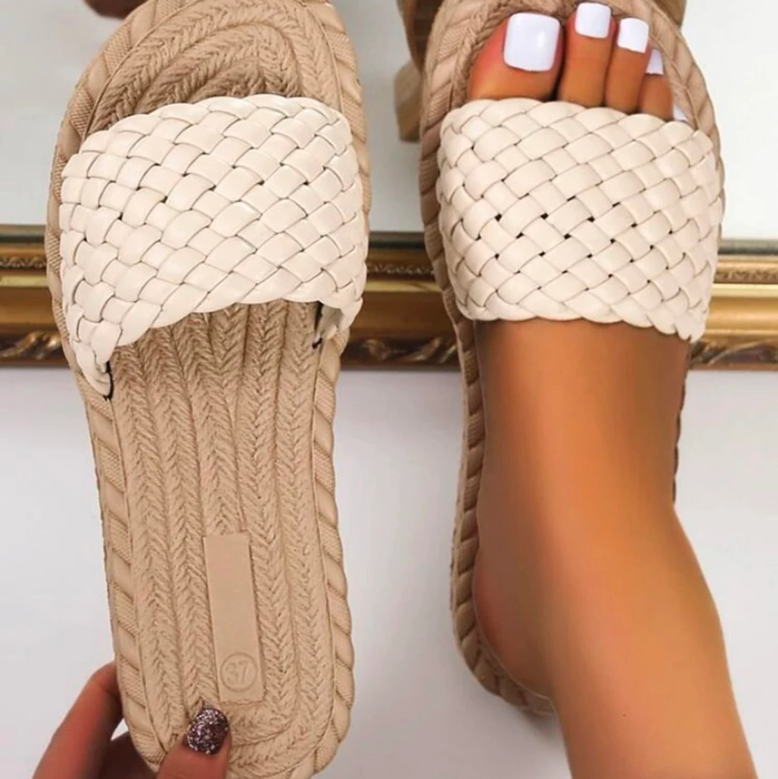 Sandaler från SHEIN storlek 39 - 90