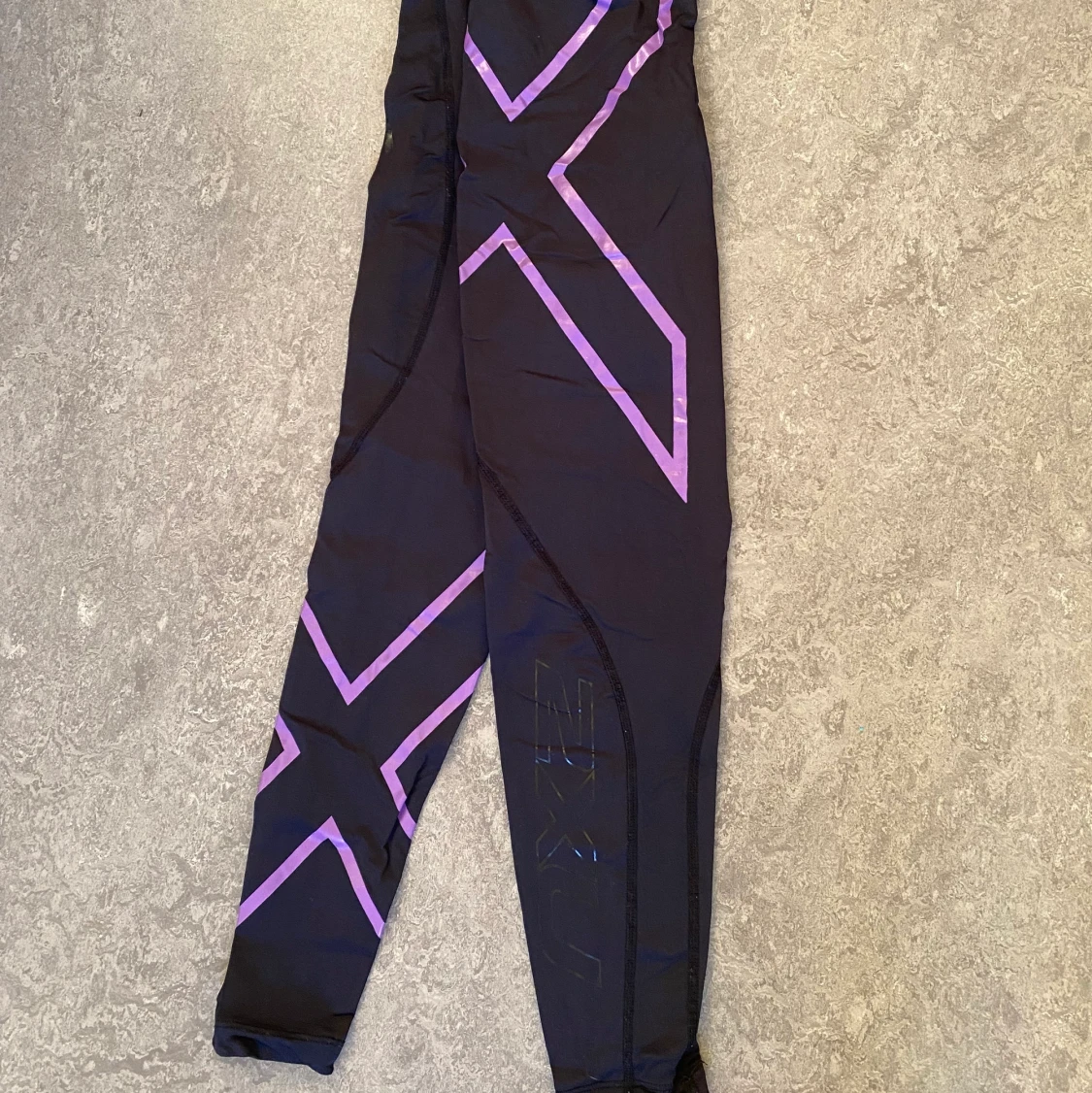 2XU tights - 90