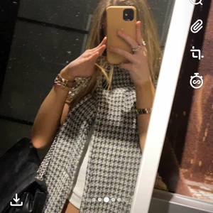 Kofta med korta ärmar  - Kofta med korta ärmar 