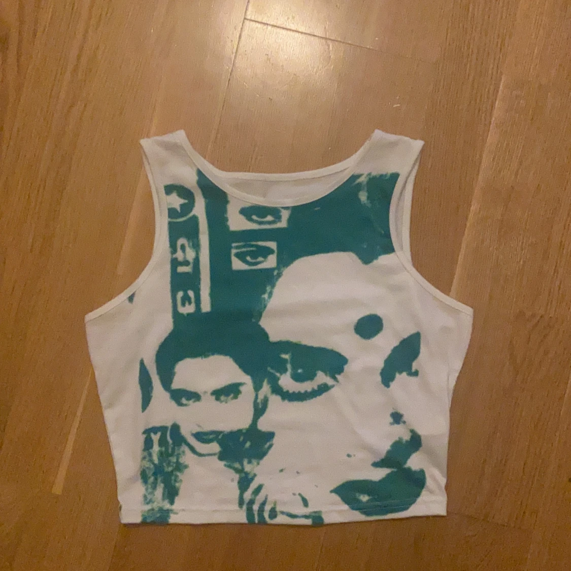Screen print tank top - 90