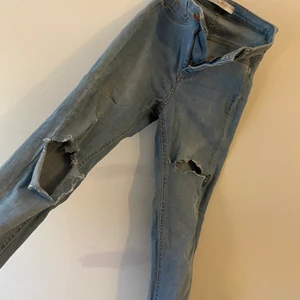 Mollybyxor olika färger och former - De svarta med hål i, storlek xs Blå Storlek S Svarta Storlek S