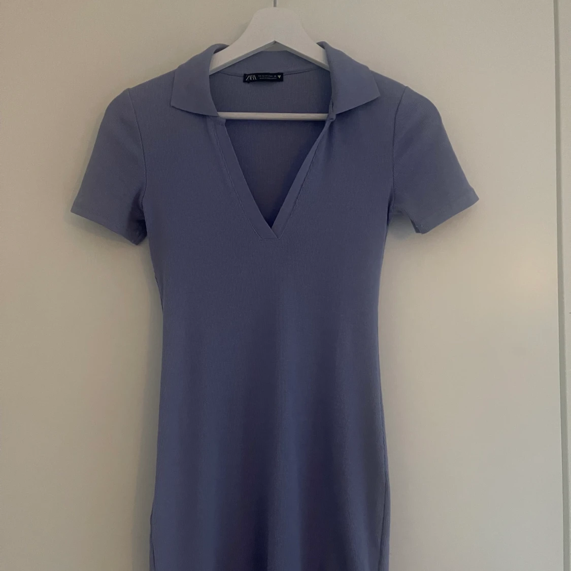 Zara ljusblå klänning