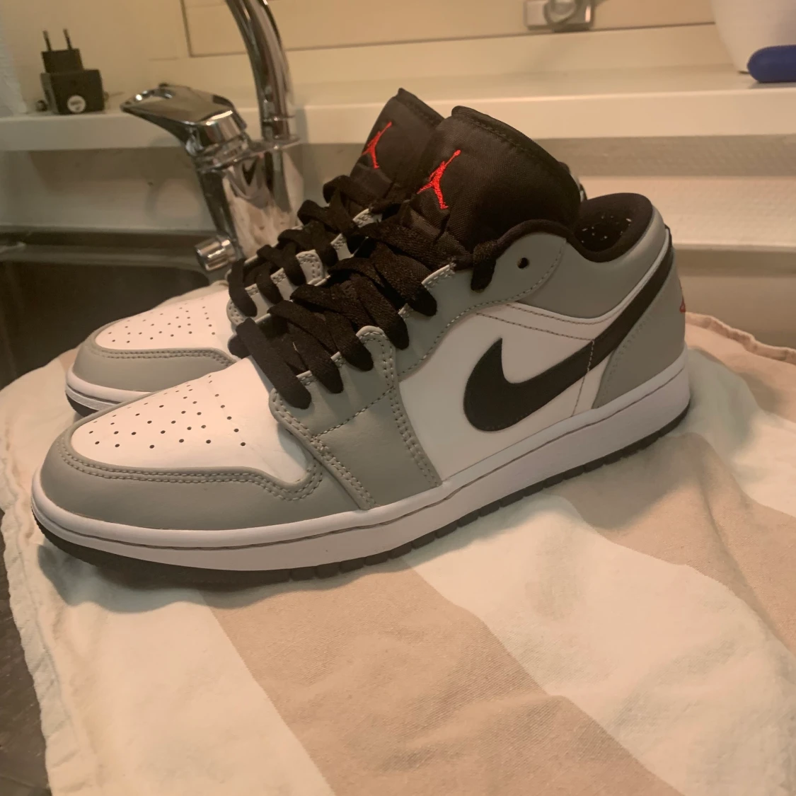 Jordan 1 low smokey grey - 90