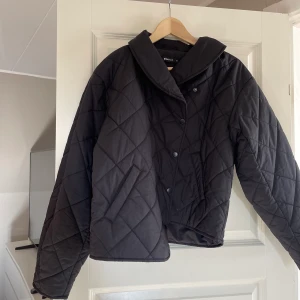 Jacka från Ginatricot  - Aldrig använt 