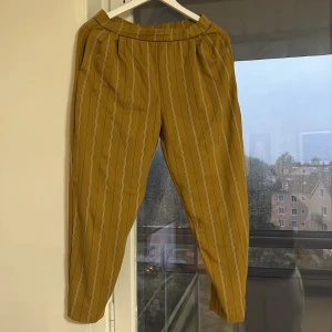 Pull&bear - Has been worn three times in really great condition 