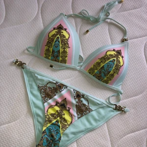 Bikini River Island - Bikini från Rover Island. Endast testad.