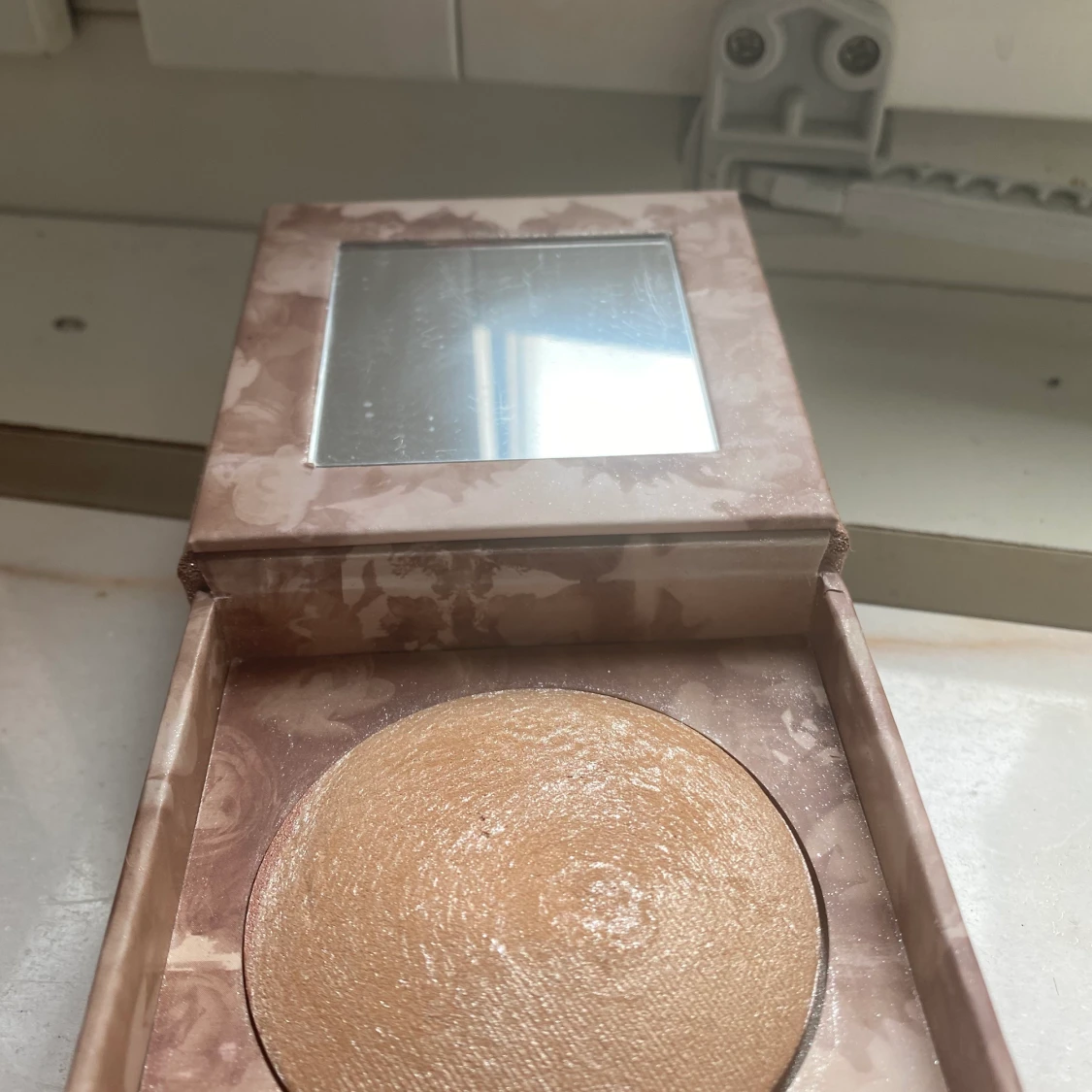 Urban Decay higlighter - 90