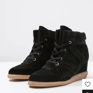 Skor - Skor från märket pavement, liknande Isabel marant skor, använda en gång, nypris 1395kr (Zalando) säljer för 600